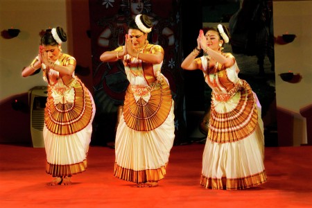Mohiniyattam_P.Karunakaran