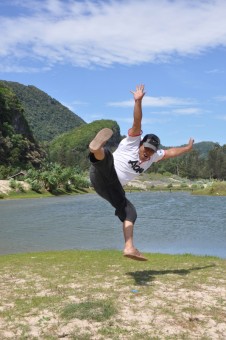Flying Without Wing