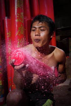 Pengrajin Lilin Imlek #2