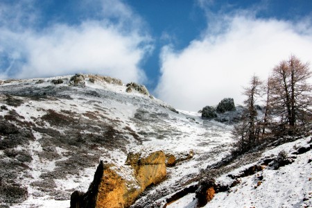 Pemandangan di gunung es