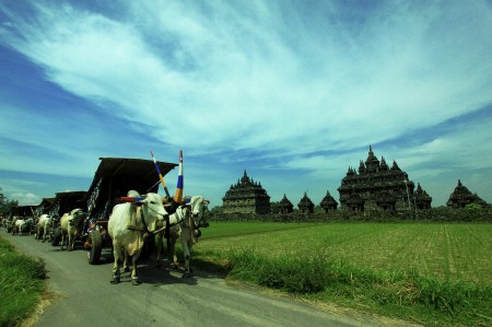 gerobak dan candi