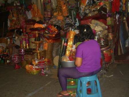 Peralatan Upacara Bali