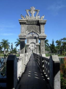 Lorong