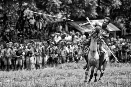 Laskar Pasola