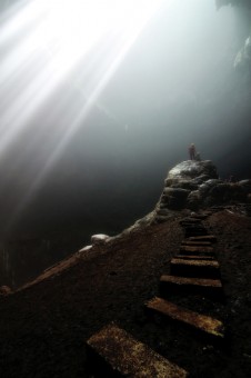 cahaya surga goa jomblang