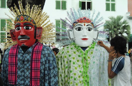 ondel-ondel puppet