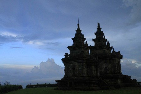 Cagar budaya candi