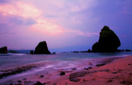 Senja di Pantai Papuma Jember