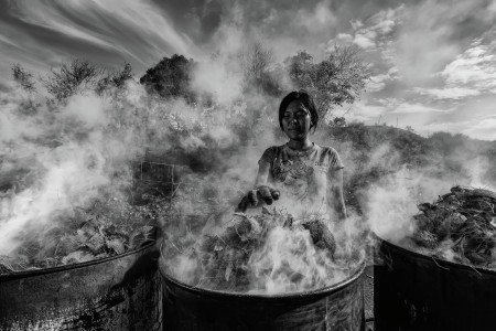 charcoal maker