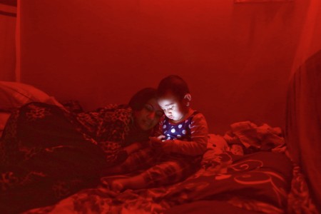 Home,Red light and Mobile