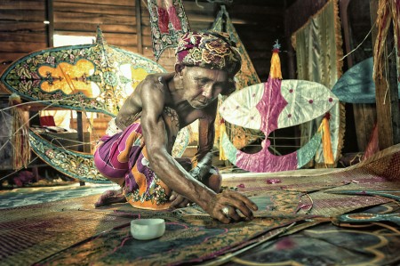 KITE MAKING