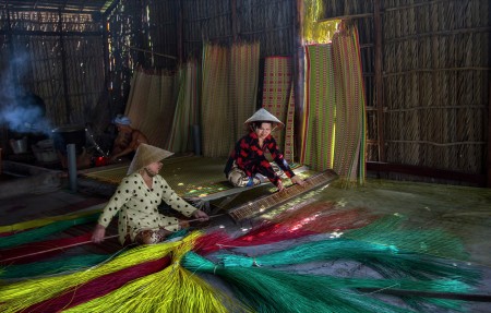 weaving the life