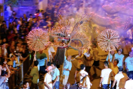 Fire dragon dance