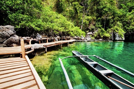 Kayangan Lake