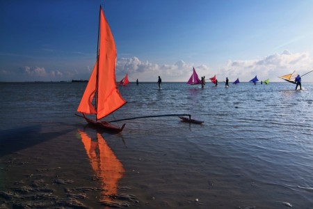 Jong Boat Race