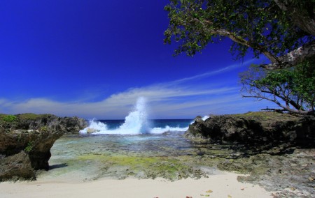 Crashing Waves