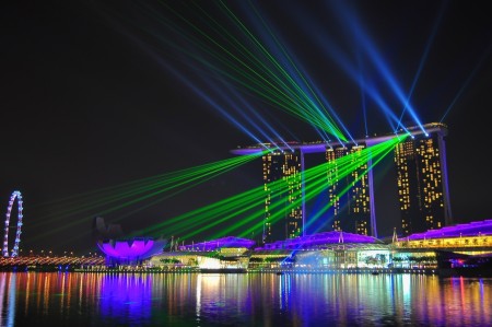 The Laser Lights Show At MBS view from Merlion Park
