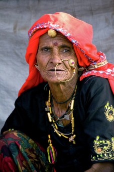 LADY OF DESERT