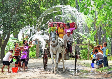 Myanmar Waterfestival  2