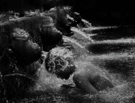 melukat di tampak siring