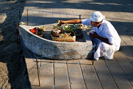 GIVING OFFERINGS