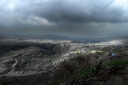 material Gunung Merapi
