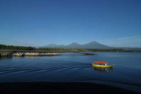Banyuwangi antara Gunung dan Laut