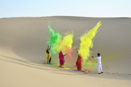 Colors in the dunes