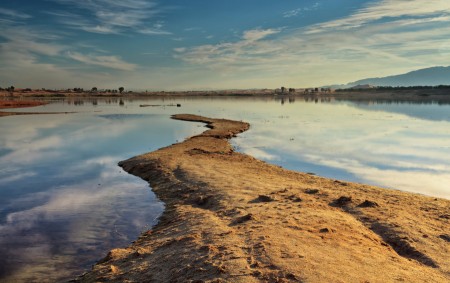 Zakher Lake