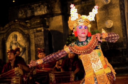 Charming Balinese Dancer